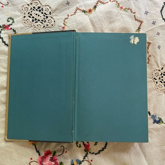 🥳 5/$12 Vintage Classic Book: Great Expectations, by Charles Dickens - Picture 7 of 13